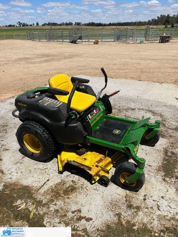 (5618) JD Z425 Zero Turn Front Deck Mower Barooga | AMA Group Australia