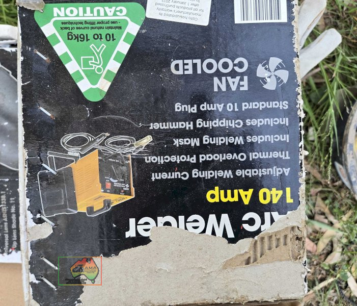 (12347) NEW Un-used 140Amp Arc Welder & Helmet - photo 3