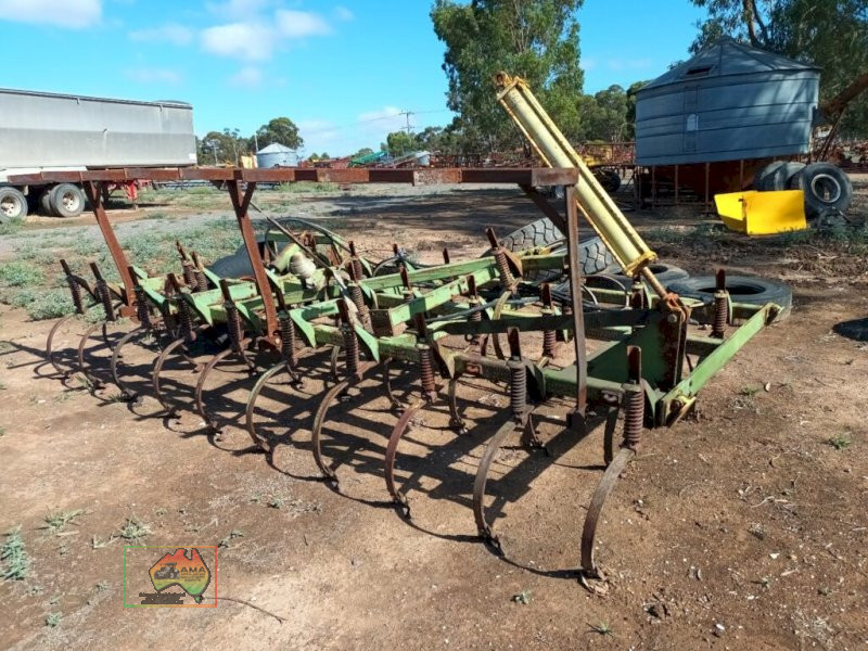 (12773) John Deere 1000 Cultivator - photo 6