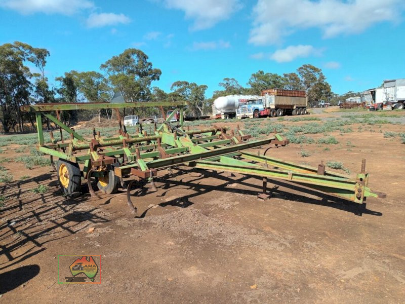 (12773) John Deere 1000 Cultivator - photo 4