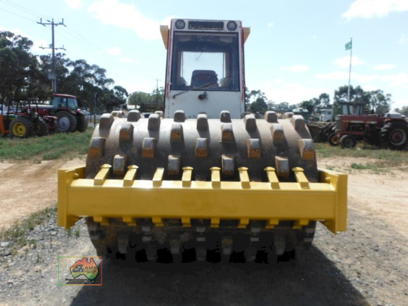 (12782) Multipak Padfoot/Smooth Drum Viabrating Road Roller
