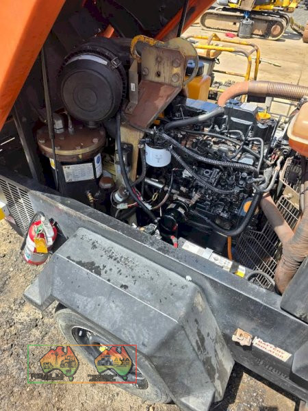 (9180) Ingersoll rand doosan 145cfm Diesel Rotary Screw Compressor - photo 3