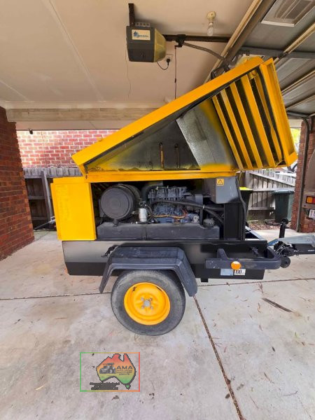 (9273)  Atlas copco XAS96 185Cfm Diesel Air Compressor - photo 3