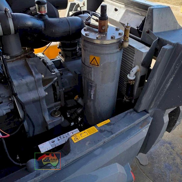 (9820) Atlas Copco XAS 185 Aftercooled Diesel Air Compressor + Blowgun & 20m ¾″ Hose - photo 7